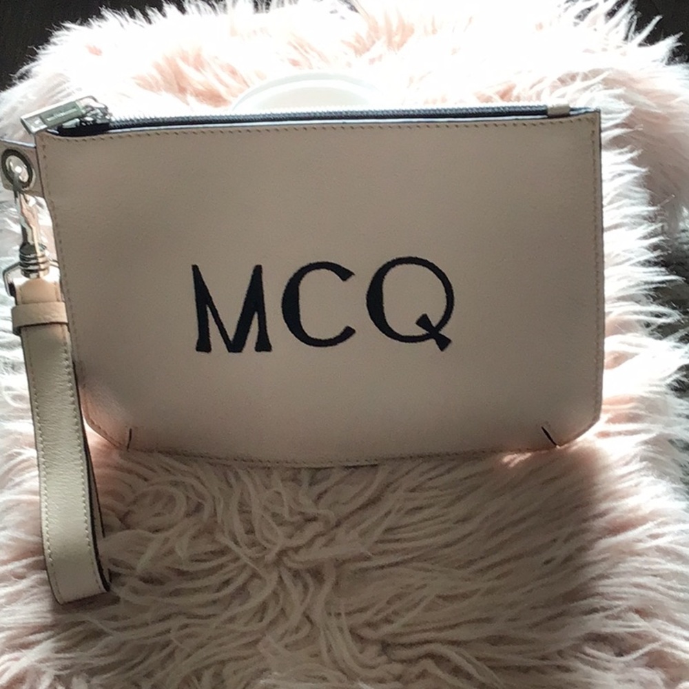 Alexander McQueen Pink Wristlet Clutch New Without Tags